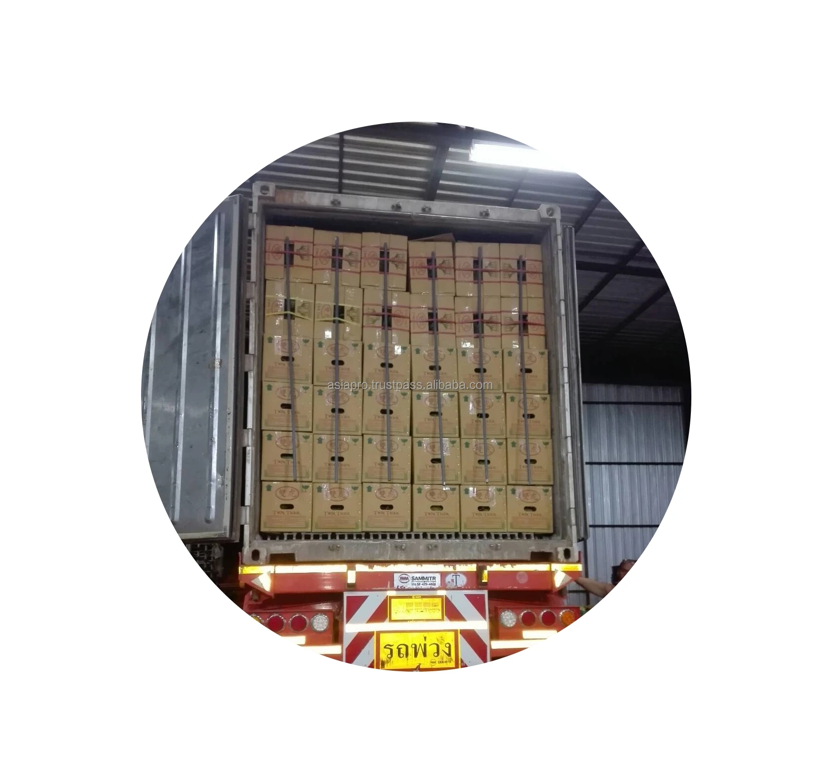 Fresh Durian loading.jpg