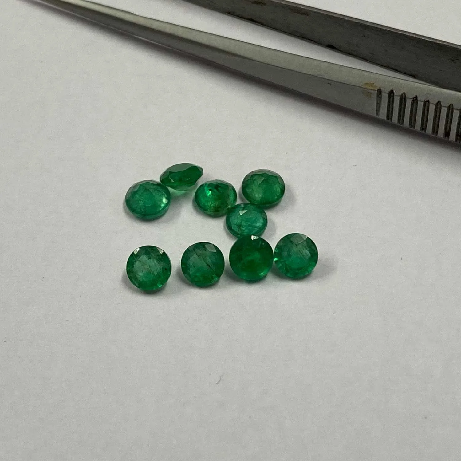 AAA Quality Best Selling Natural Zambian Emerald Faceted 4mm Round Cut Loose Gemstone From Manufacturer Supplier