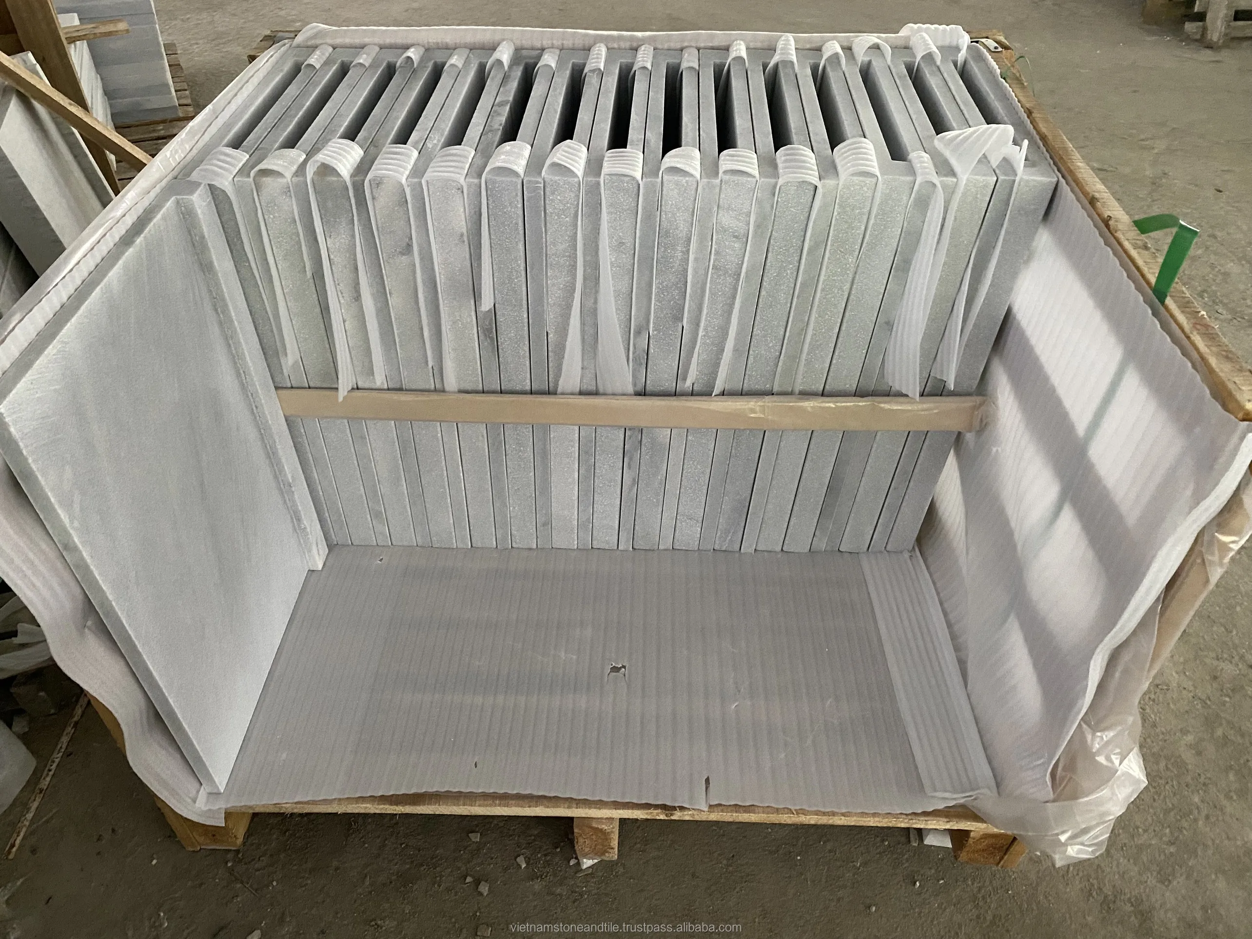 Wholesale Limestone Tiles Swimming Pool Tiles Natural Stone Floor Polished Glazed Marble Look Slab Tiles