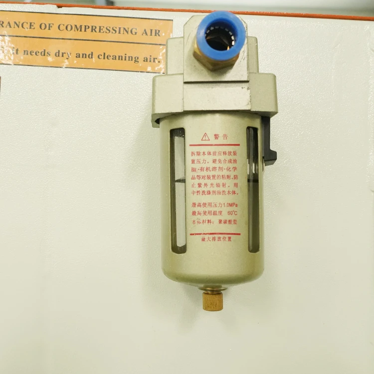 China Best Quality Sand Shot Blasting Wheel Cleaning Machine SBM40