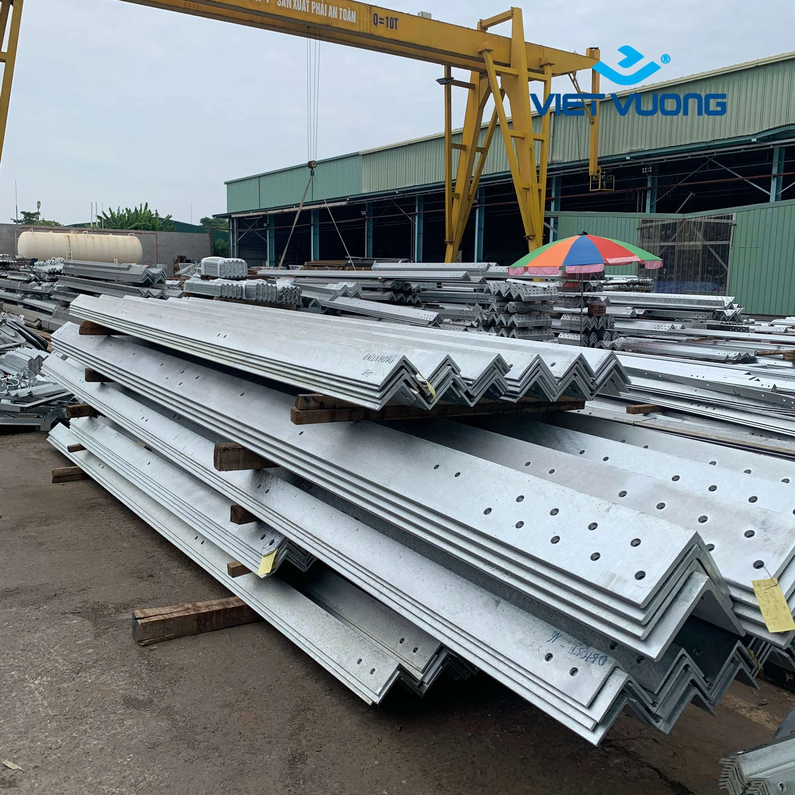 Стальной столб с силовой передачей высокого качества изготовленный VV