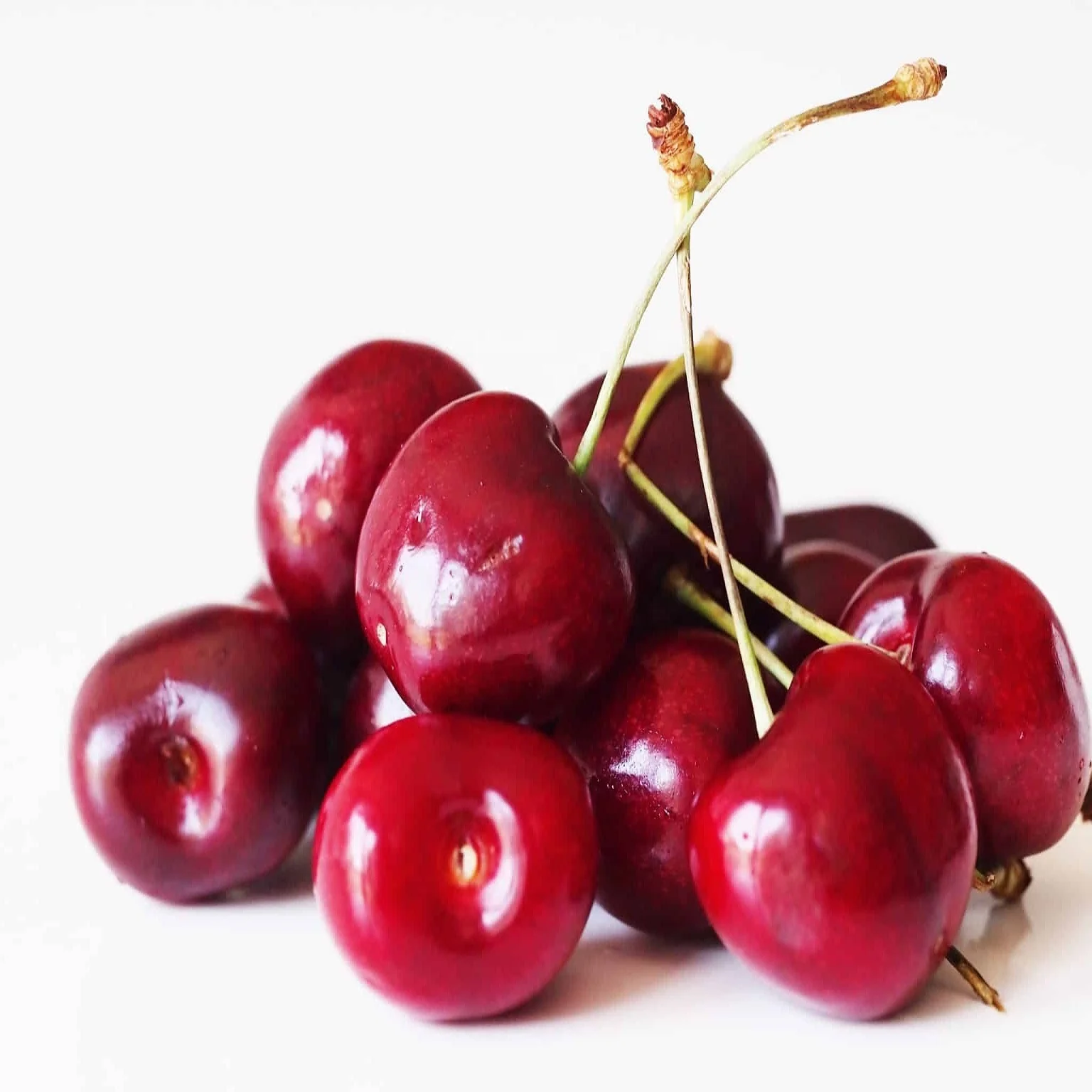 Cost-effective 100% natural fresh fruits red fresh cherries