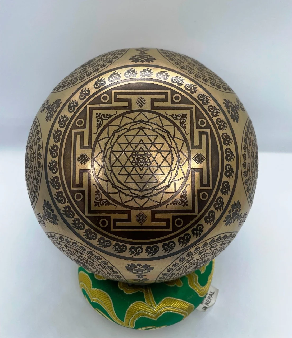 Sound healing bowl bronze 12cm -50cm custom size etching carving full moon singling bowl handmade bronze sound healing bowls