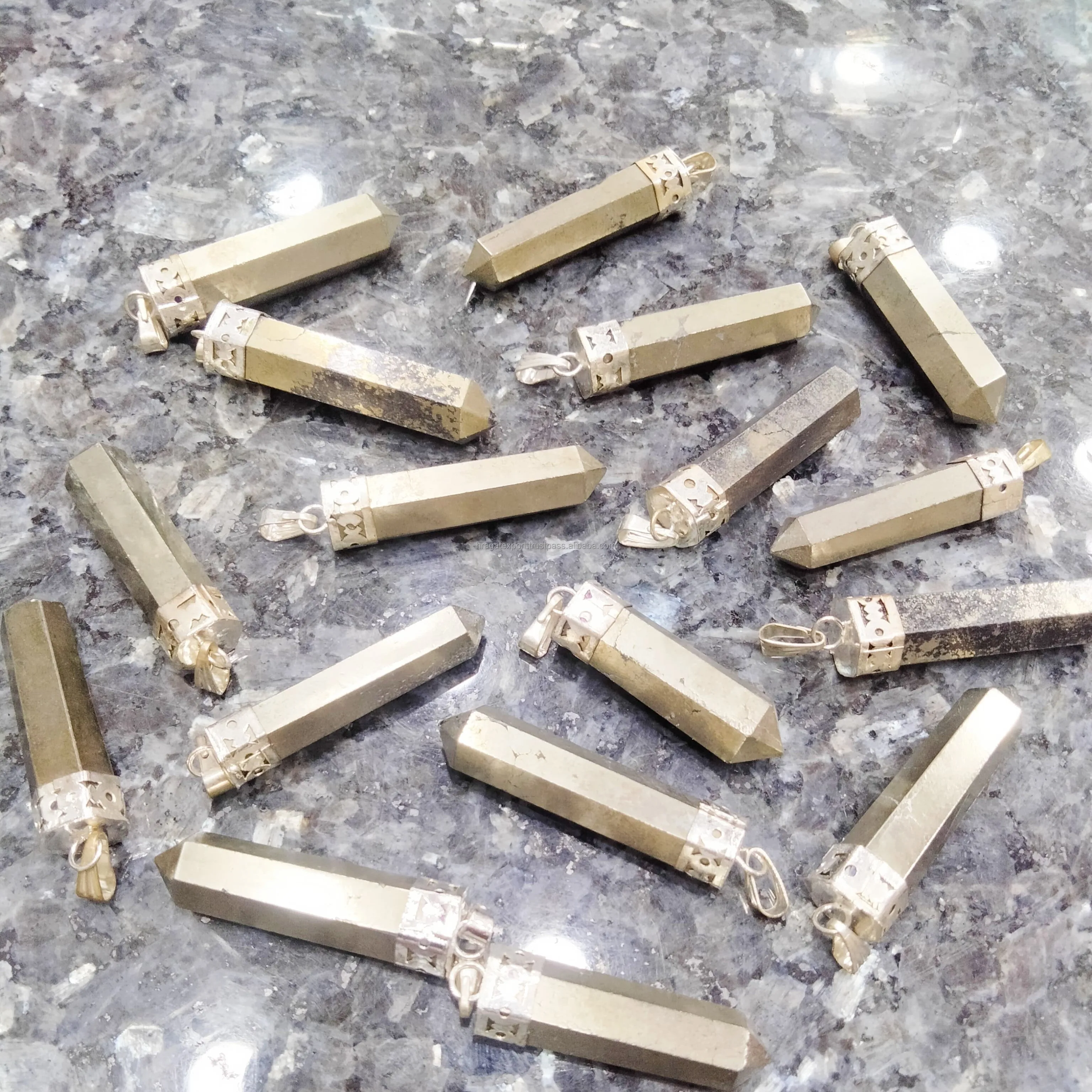 best selling natural crystals healing stone seven chakra bonded healing chakra pencil point crystal pendant necklace for sale