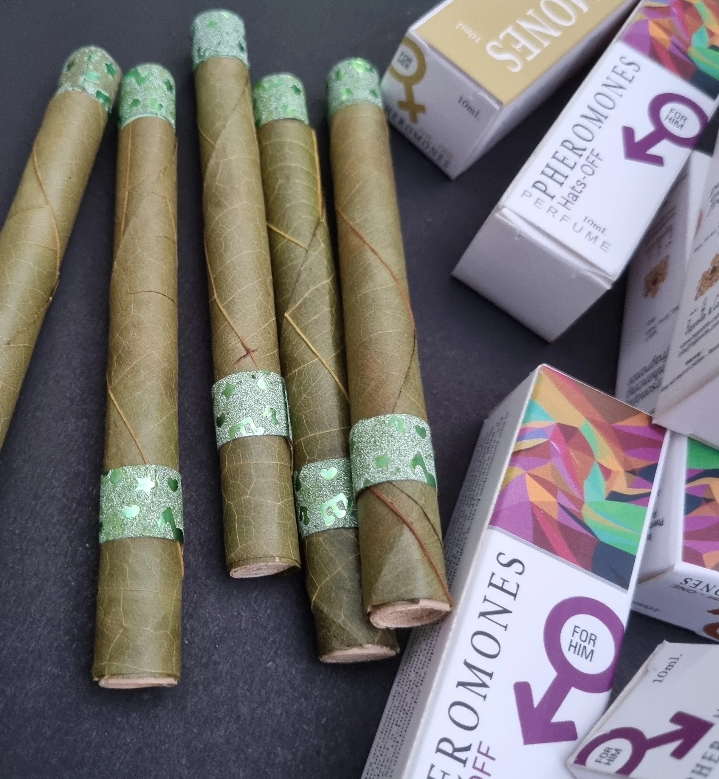 Specially designed cone or pre rolled leaf filling sticks bamboo and wooden tube cone filling best shaped cone filling sticks