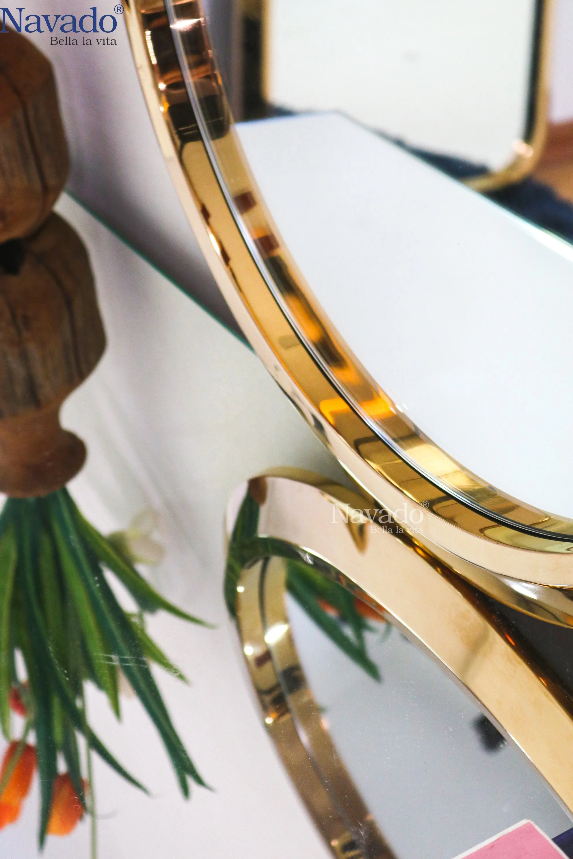 Modern Luxury D800mm Silver-Coated 8-Layer Wall Mirror Glass Material with Metal Frame for Living Room Home Decor Factory Direct