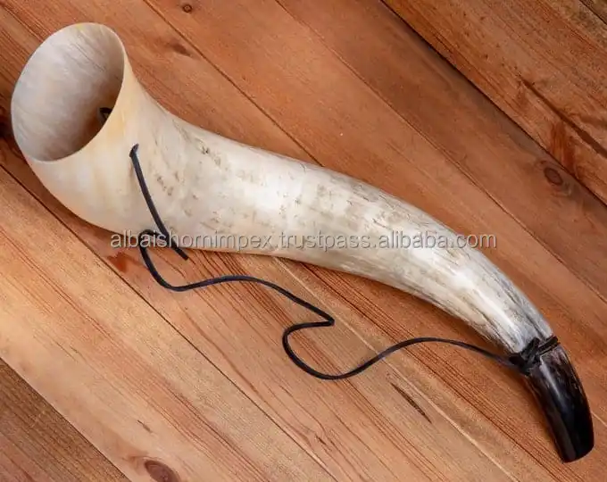 new large blowing Horn Classic high Sounding Battle Sound Cattle with leather strip bugle shofar from Indian wholesaler stock