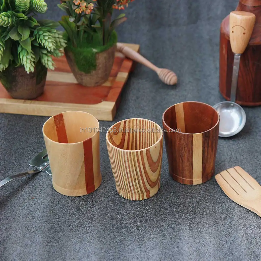  Стаканы из натурального дерева