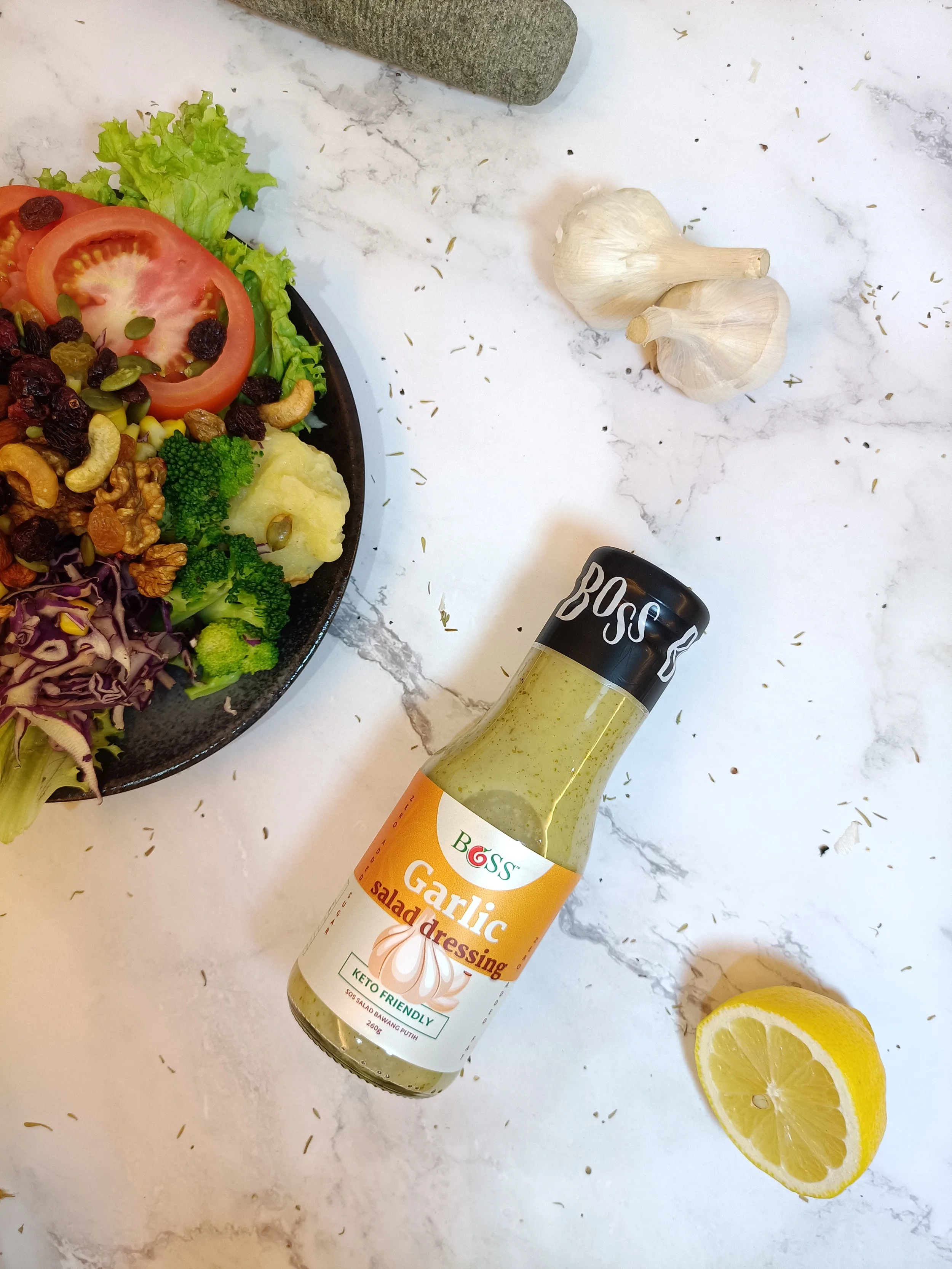 Organic Garlic salad dressing Wholesale Preservatives free OEM factory price 270g Halal sauce for Dipping