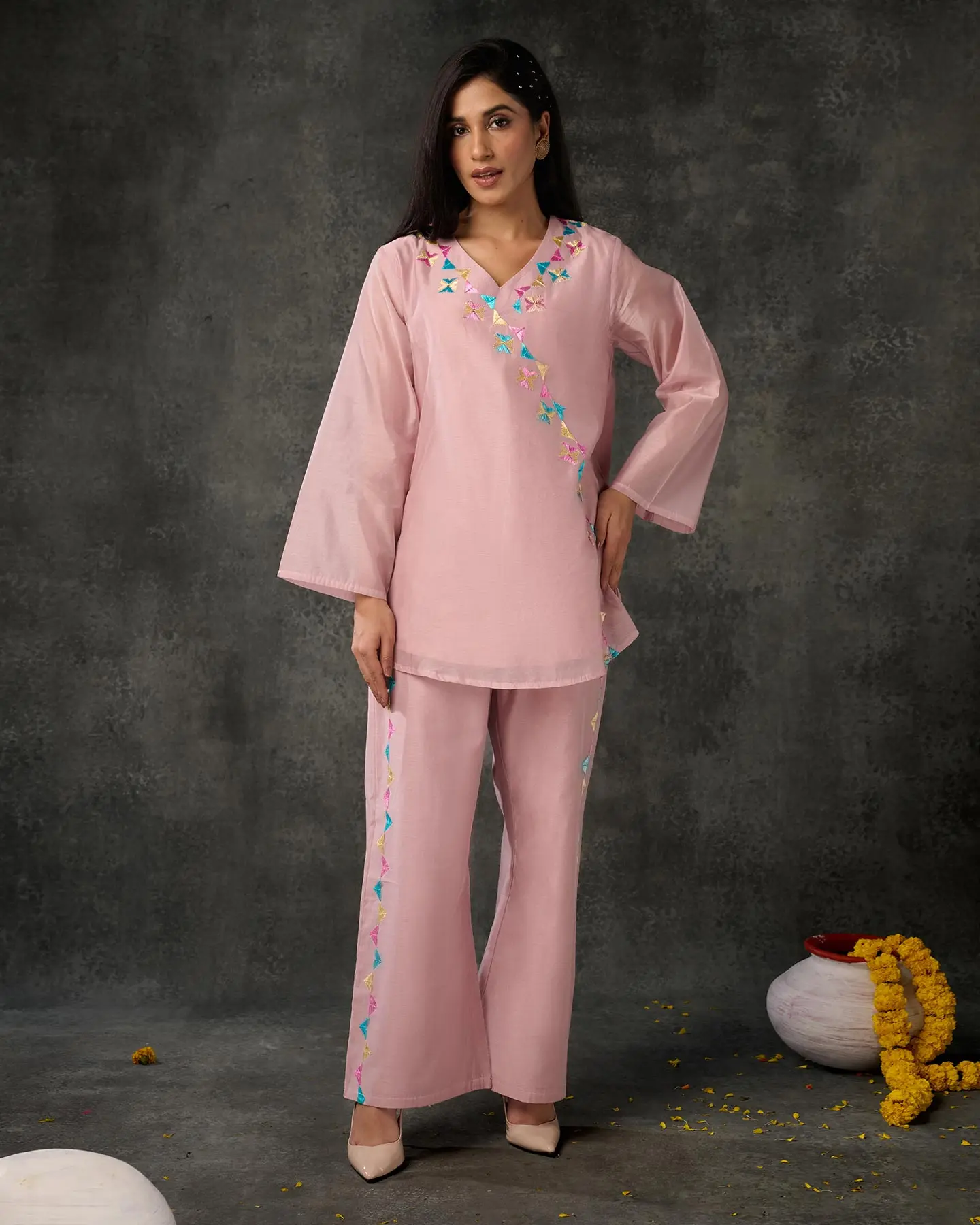 Top Quality Pure silk Hand Embroidered Phulkari Kurti Pant pink Women Wear short kurti tunic