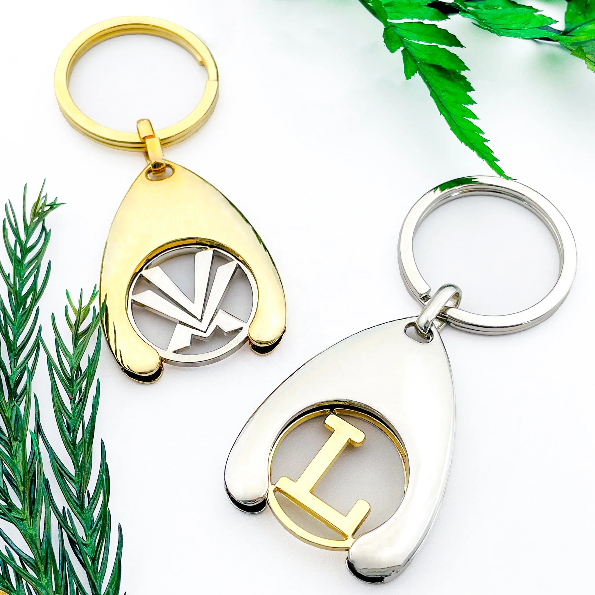 Изготовленный На Заказ цинковый сплав тележка монета ключевая цепь с мягкой эмалью