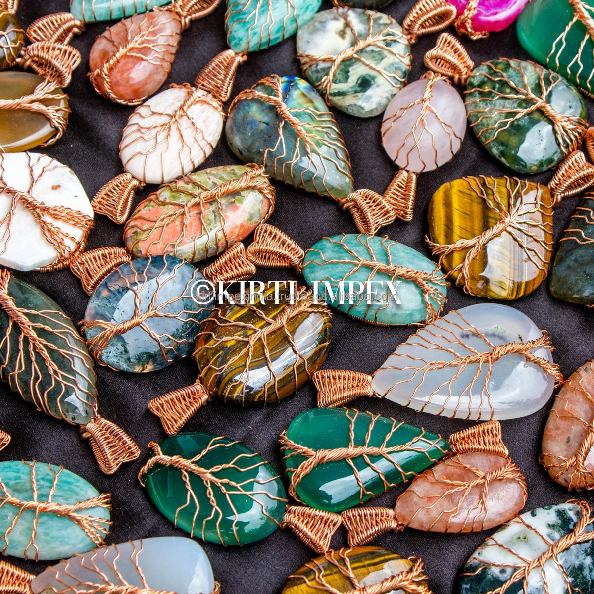 Assorted Crystals Copper Wire Wrapped Tree Of Life Wholesale Vintage Jewelry Reiki American Design Pendant