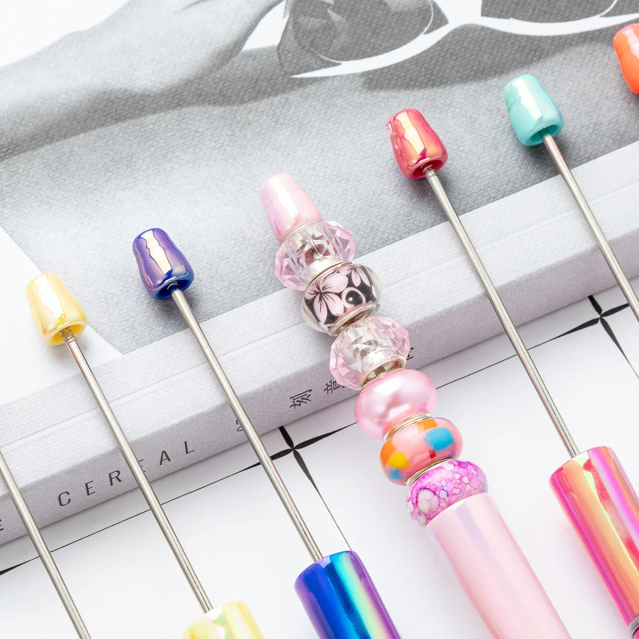 Bulk DIY Present Kids Students Office School Supplier Colorful  Plastic UV Blending Rainbow Acrylic Beadable Ball Pen Bead Pens
