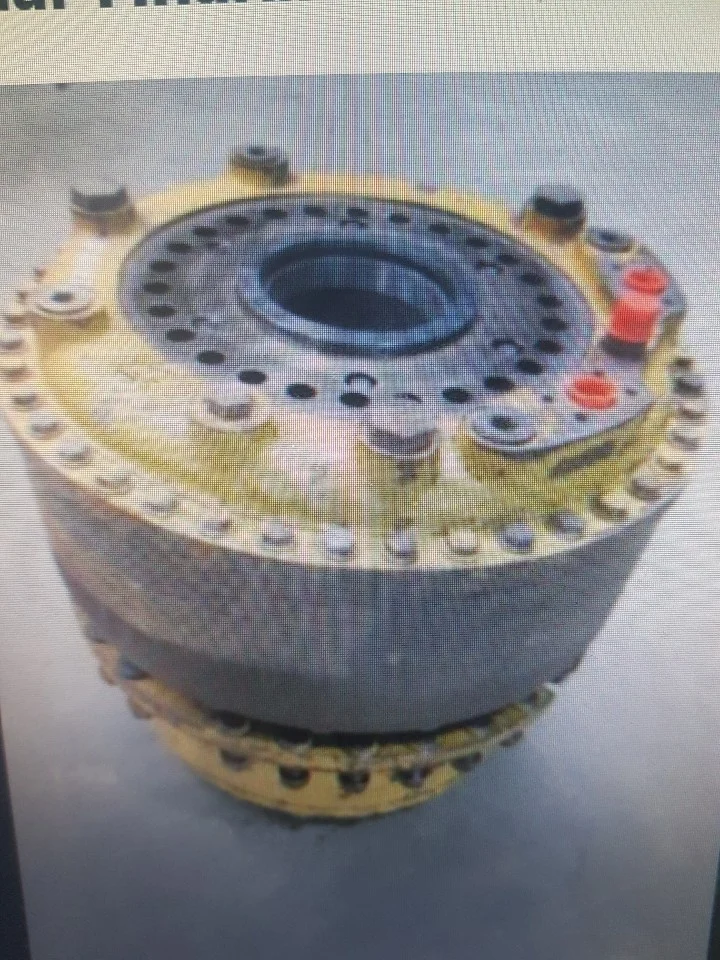 2176290. cat 740B Dump Truck  Wheel group  front Center 2176290  Used Wheel Gr 735dump truck 740truck articulate truck