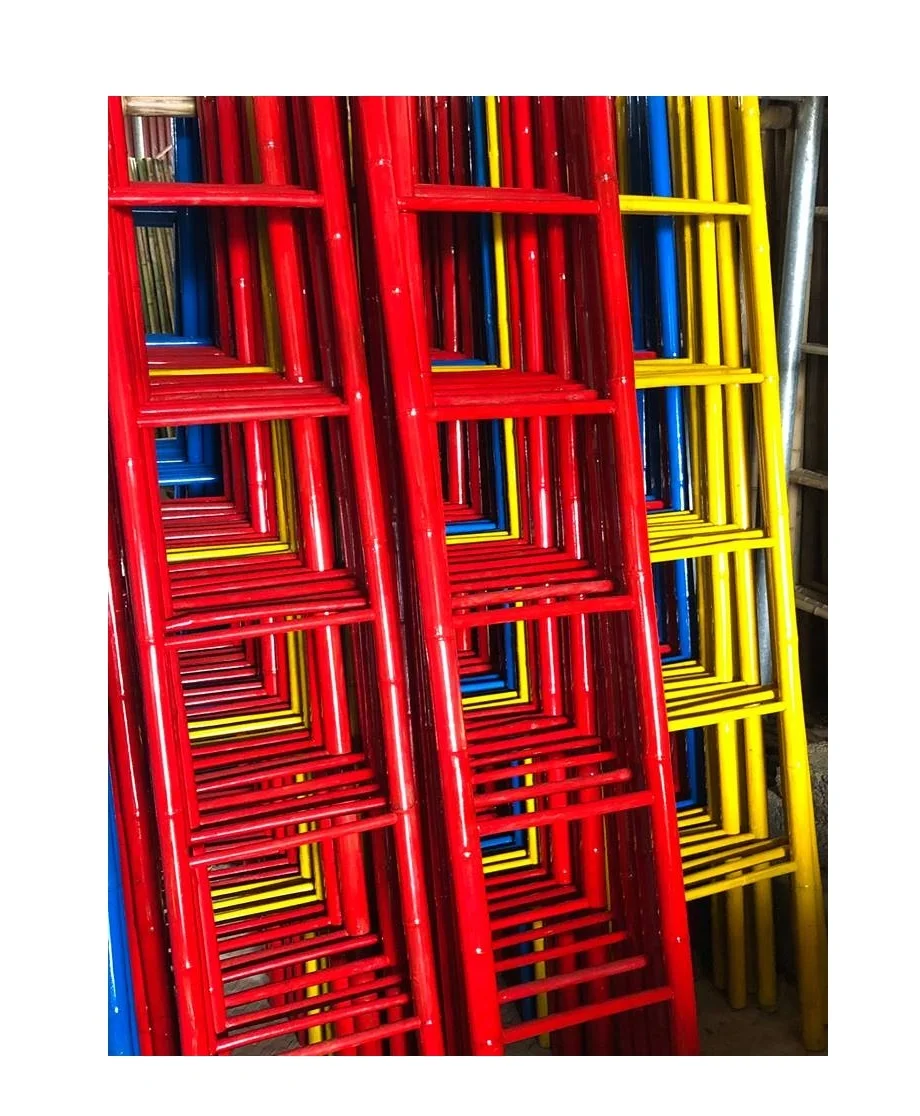 Vietnam Compact Natural bamboo ladder with 5 steps and matte texture use for bathroom hotel home garden furniture handicraft