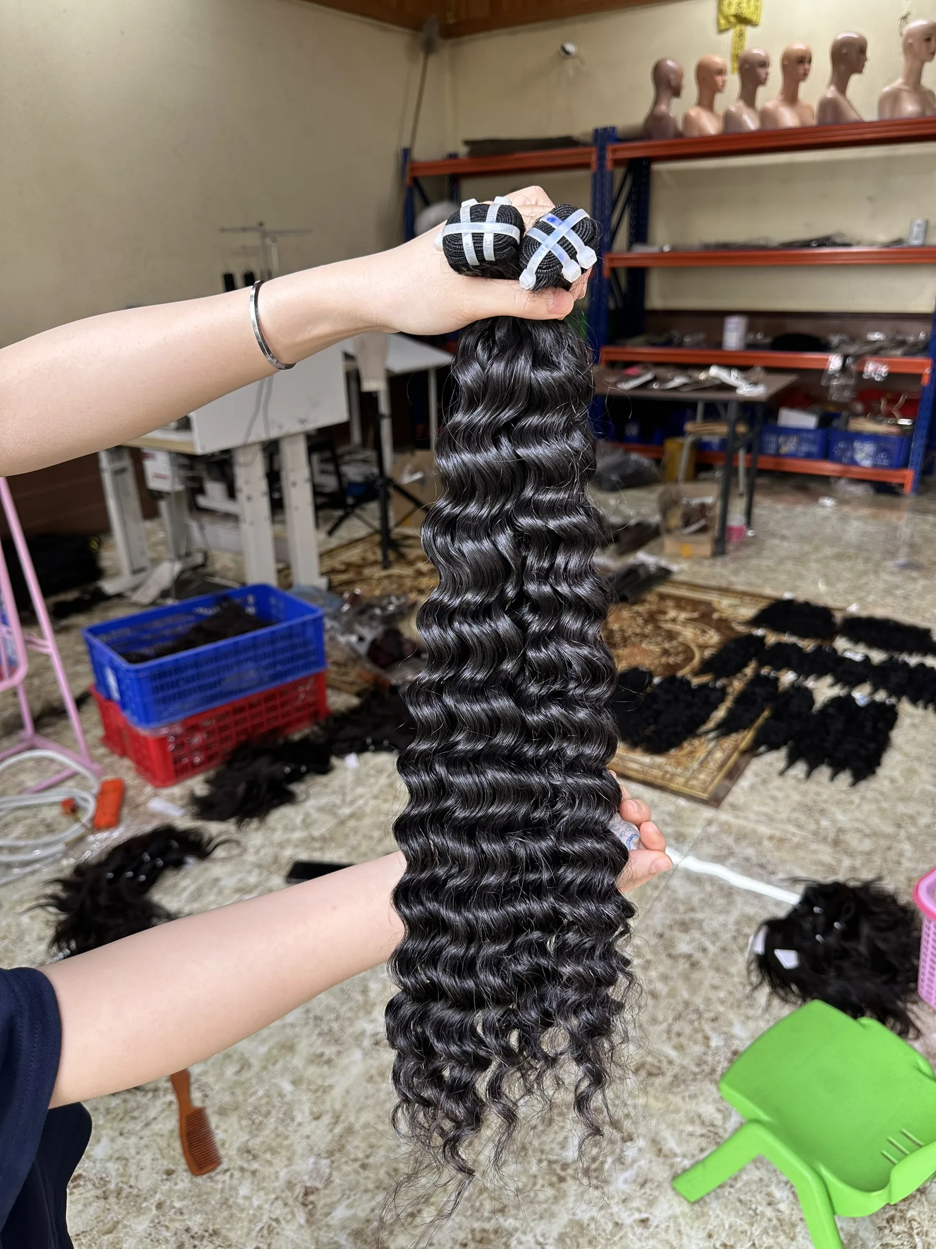 Top Quality Hair Burmese Raw Hair Curly Wavy Bundle 100% Raw Human Hair Vietnam Wholesale Price Factory
