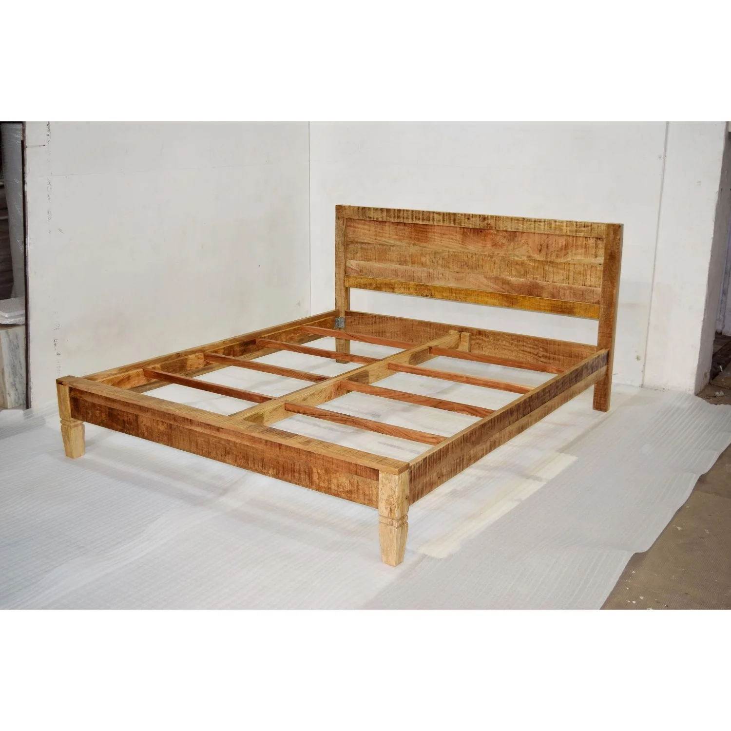 Solid Mango Wooden Industrial Vintage Style Folding  Bed Unique Style Bedroom Hotel Bedroom