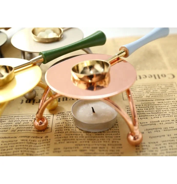Fancy Design Brass Stamp Wax Seal Stove Wax Melting Warmer Stove Designer Wooden & Brass Port With Spoon