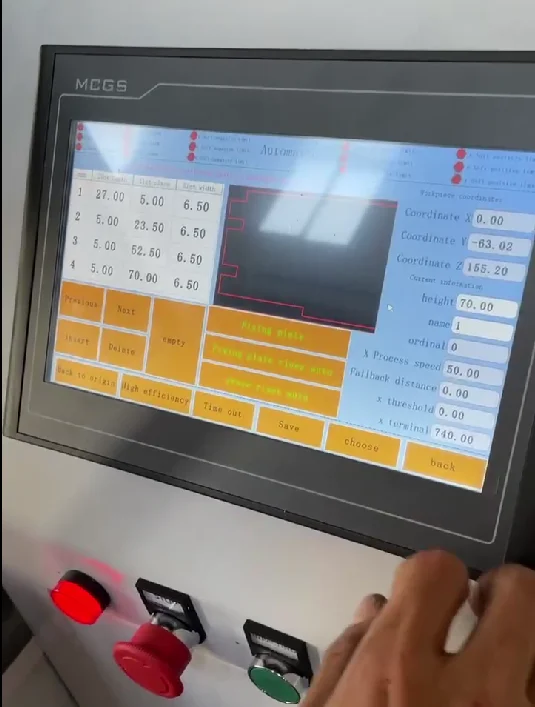 CNC 3 axis end milling machine for aluminum window profile making machine