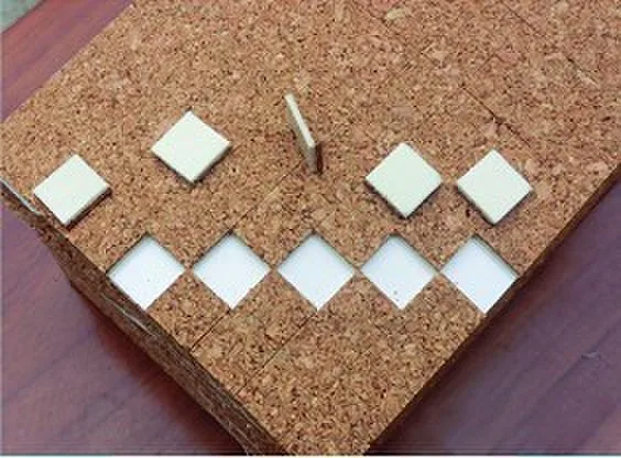 Cork Pads Cling Foam for Glass Protecting on Rolls of Self-adhesive Square Spacers Vacuum Lifter