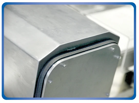 Automatic combined check weigher and metal detector for food industry