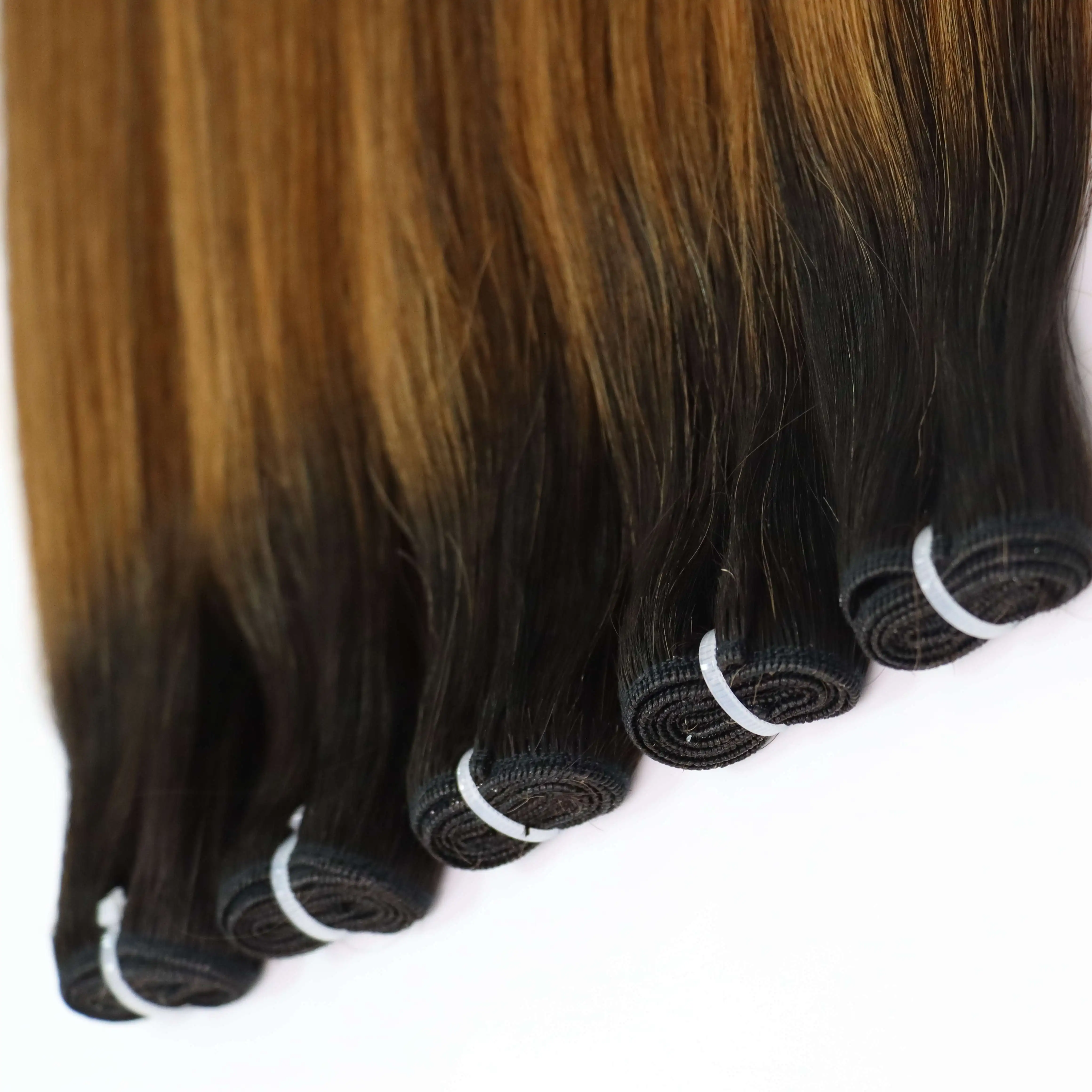 Wholesale Factory Ombre Ash Brown Balayage Russian Remy Track Hair Weft Hair Extensions Cuticle Aligned Hair