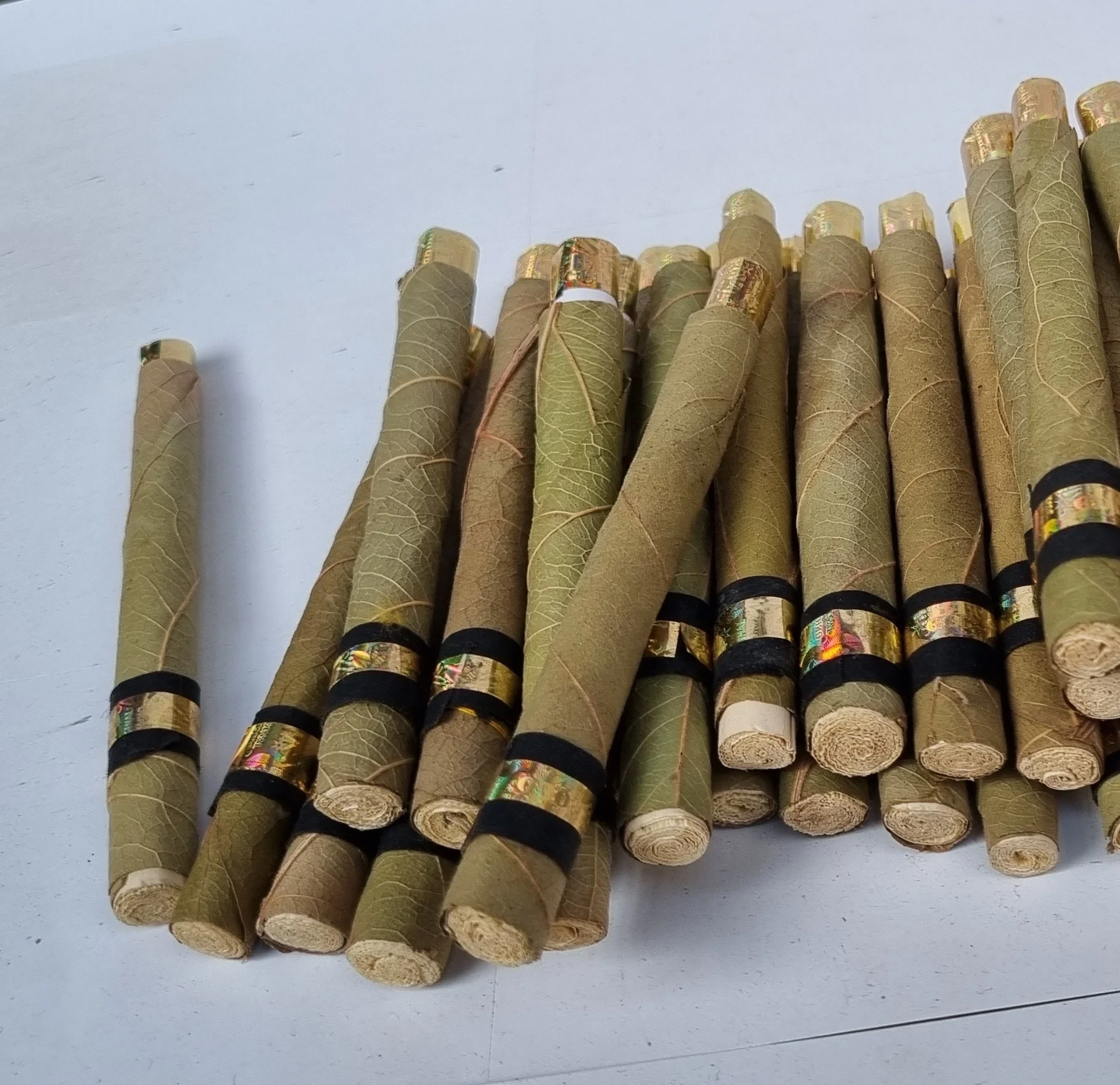 Ebony or Tendu Pre Rolled Leaf.jpg