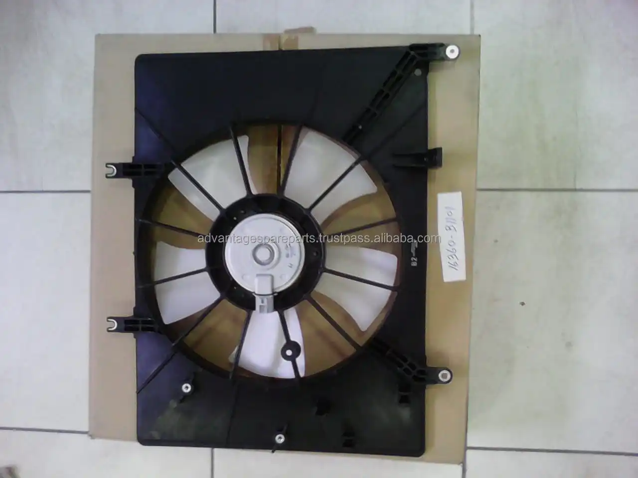 FAN ASSY W/MOTOR FAN WITH MOTOR 16360-B1101 for TOYOTA RUSH
