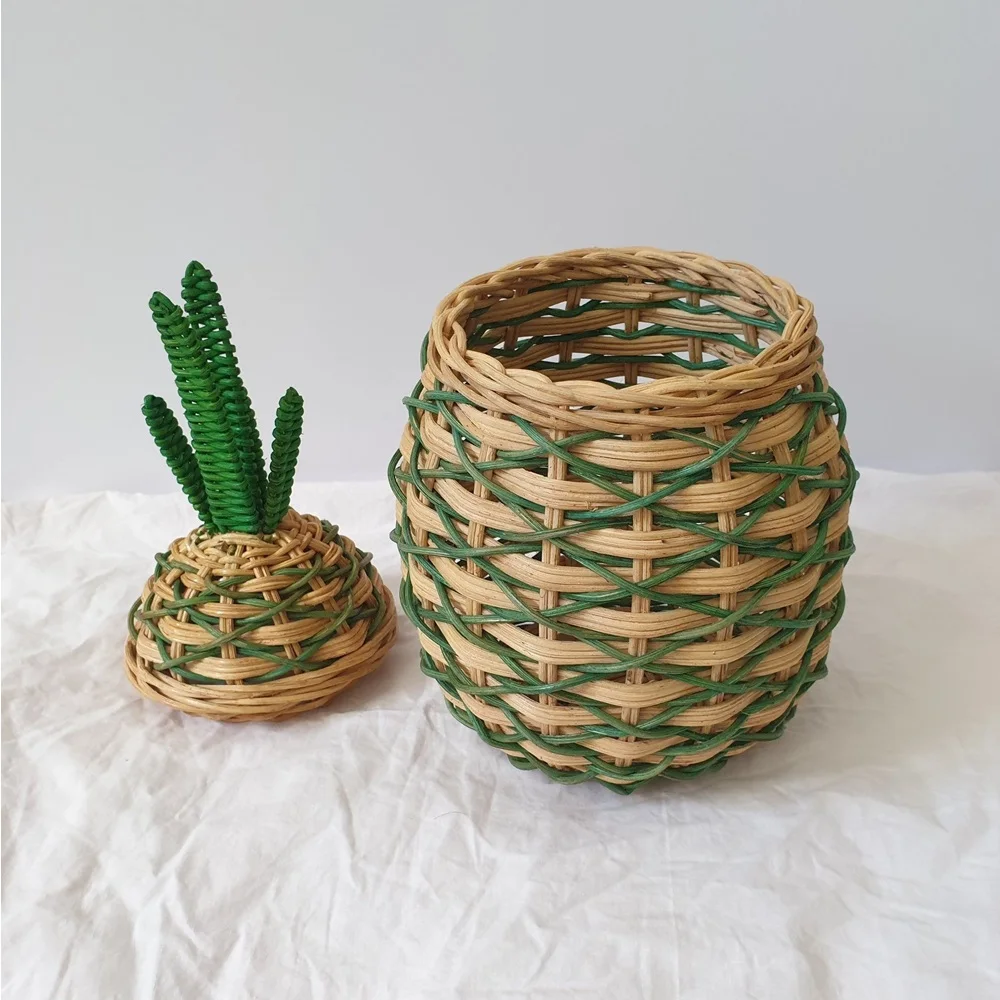 Rattan fruit basket pineapple shaped storage baskets unique design Wicker rattan Gift Baskets products for sale