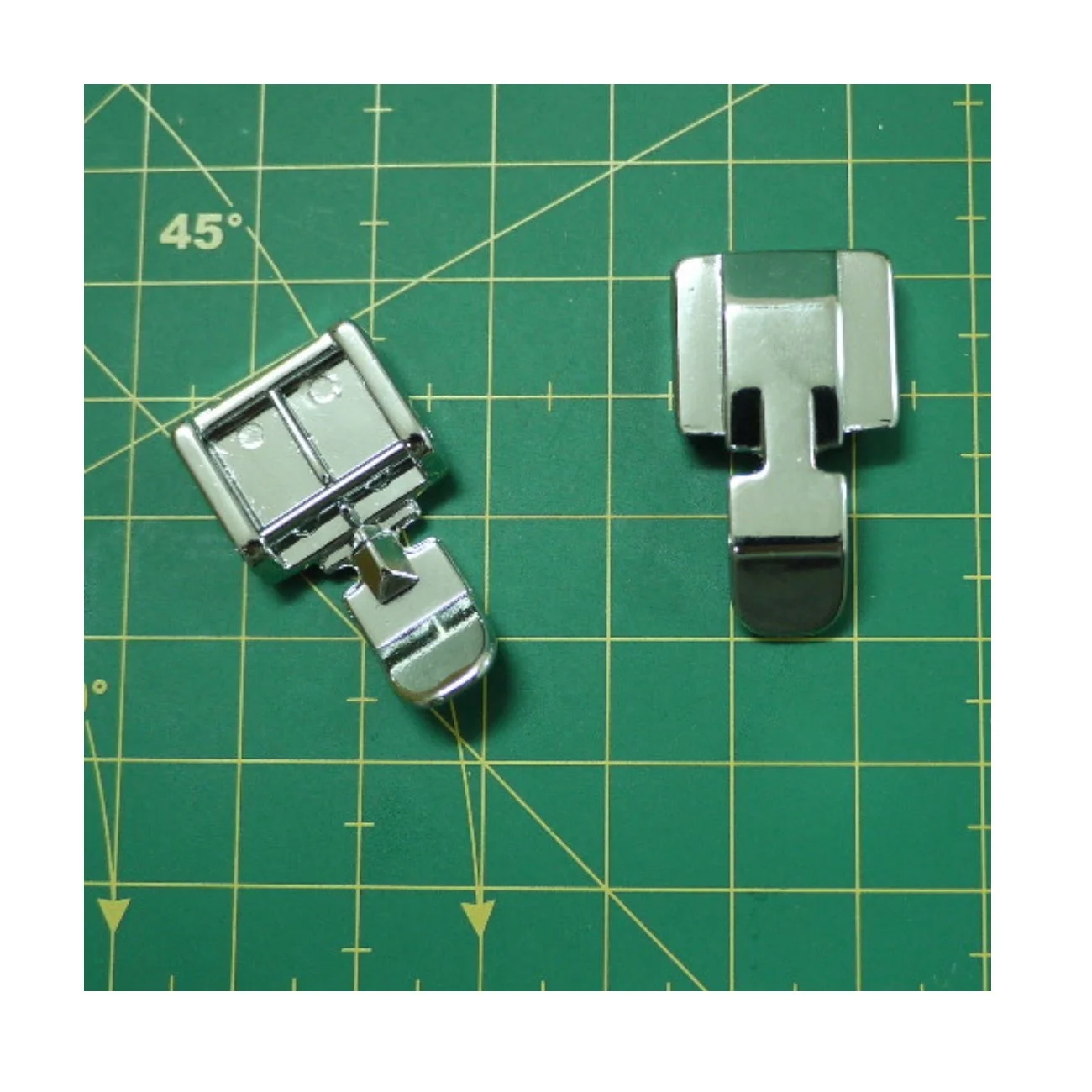 5011-3 PRESSER FOOT ZIPPER FOOT WIDE SNAP ON MADE IN TAIWAN HOUSEHOLD DOMESTIC SEWING MACHINE SPARE PARTS FOR SINGER