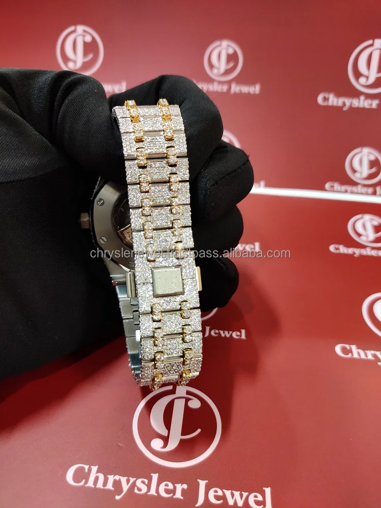 Luxury Alibaba 2024 Best Seller Supplier Manufacturer Wholesaler Exporter Good Price Moissanite Vvs Iced Out Watches In India