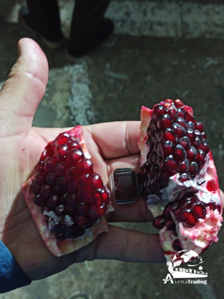 Trusted professional partner Fresh Red Sweet Pomegranate Fresh Red Pomegranates Wholesale Fresh Pomegranates
