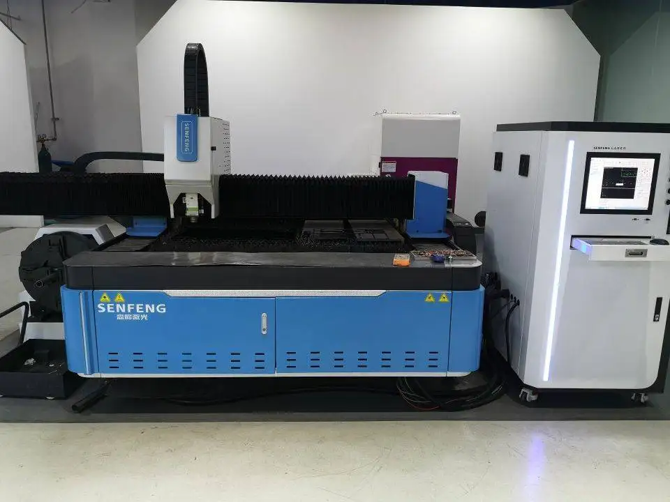 Senfeng 3015M 1500w 2000w 3000w Fiber Laser Sheet and Tube Cutting Machine for Metal