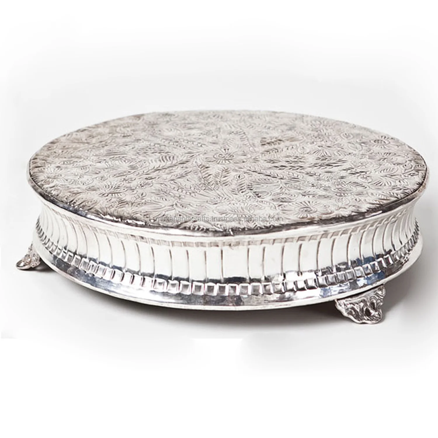 3-Piece Cake Stand Round Metal Cake Stands Set Unique Decorative Pattern Round Metal Cake Stands
