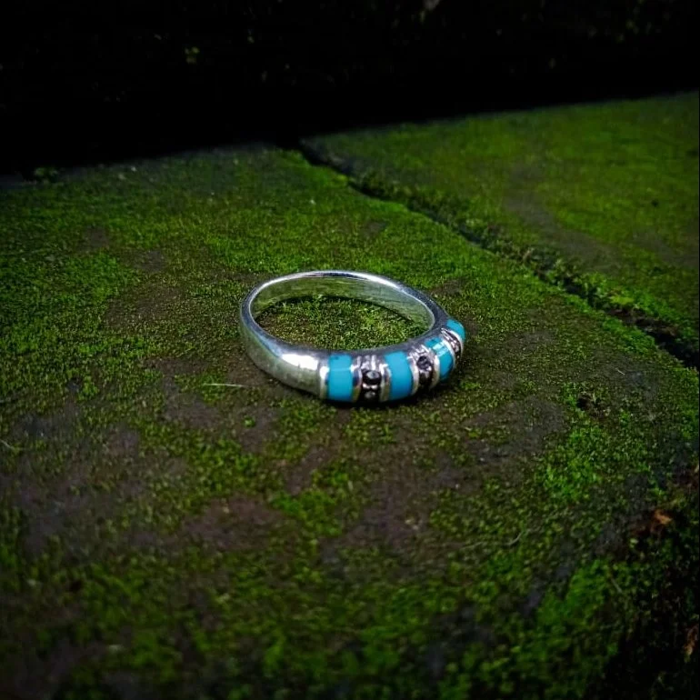 NY-R043- Silver And Resin Inlay Custom Jewelry Sterling Silver Women Fashion Ring