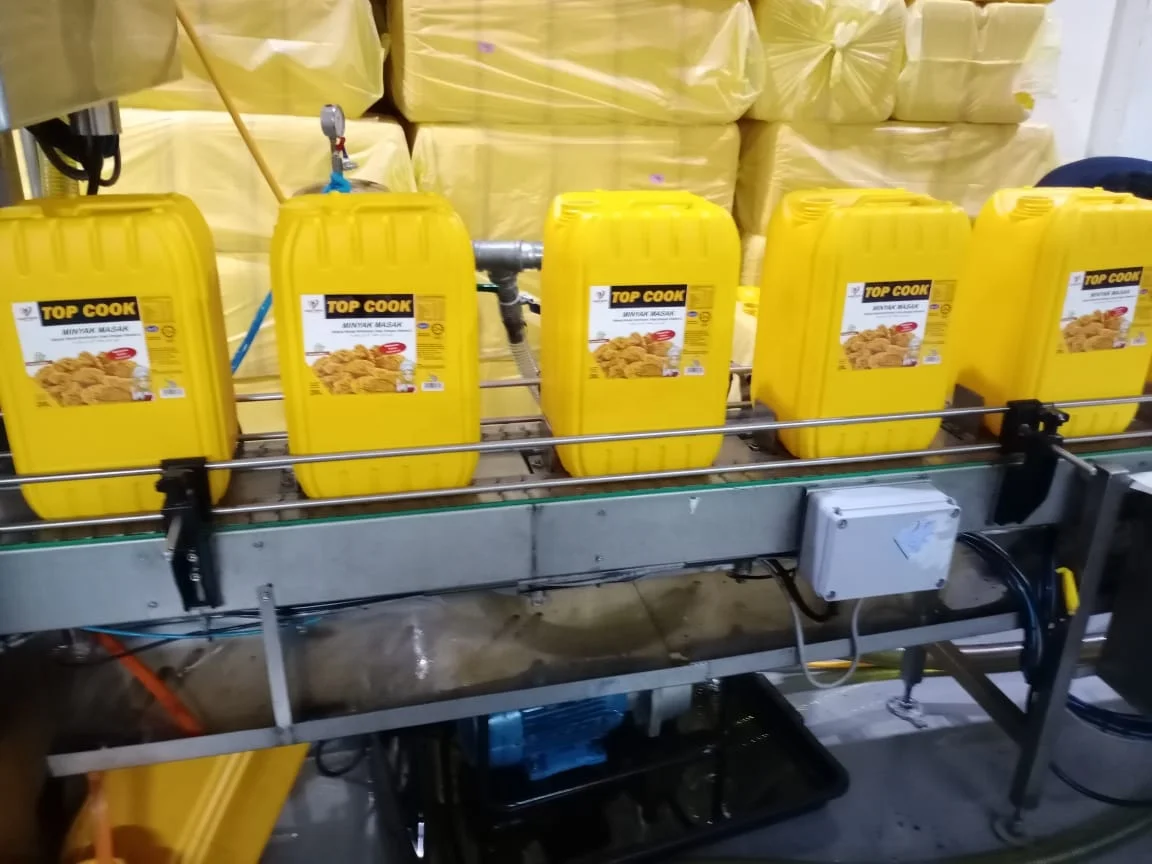 Лучший выбор сертифицированные Халяльные бутылки для питомцев 2 литра x 6 высококачественное кулинарное масло CP8 в коробке подготовки фаст-фуда