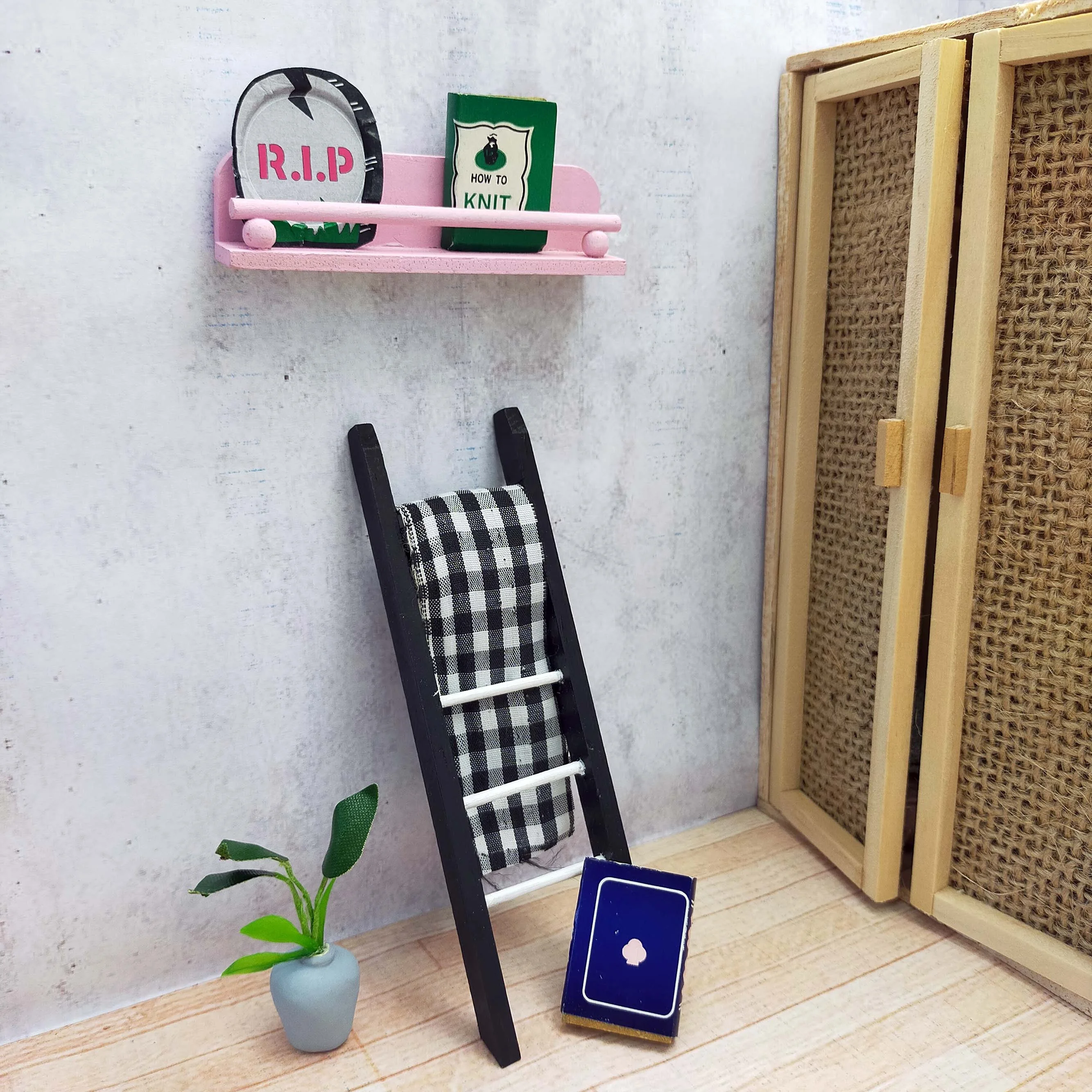 Miniature 2022 1:12 Dollhouse Unisex DIY Home Decor Setting with Wood and Resin Doll Furniture Toos