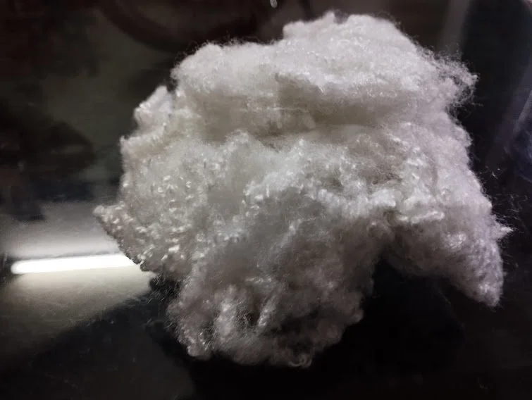 High Quality 7DHC64 Grade Recycled Polyester Staple Fiber Hollow Conjugated Non-Siliconized for Toys Pillows Cushions Filling