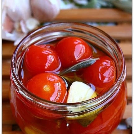 LOW PRICE Tasty Best Selling Supply Delicious Quality Products OEM Premium Baby Tomato Pickles with Required Customers Salt