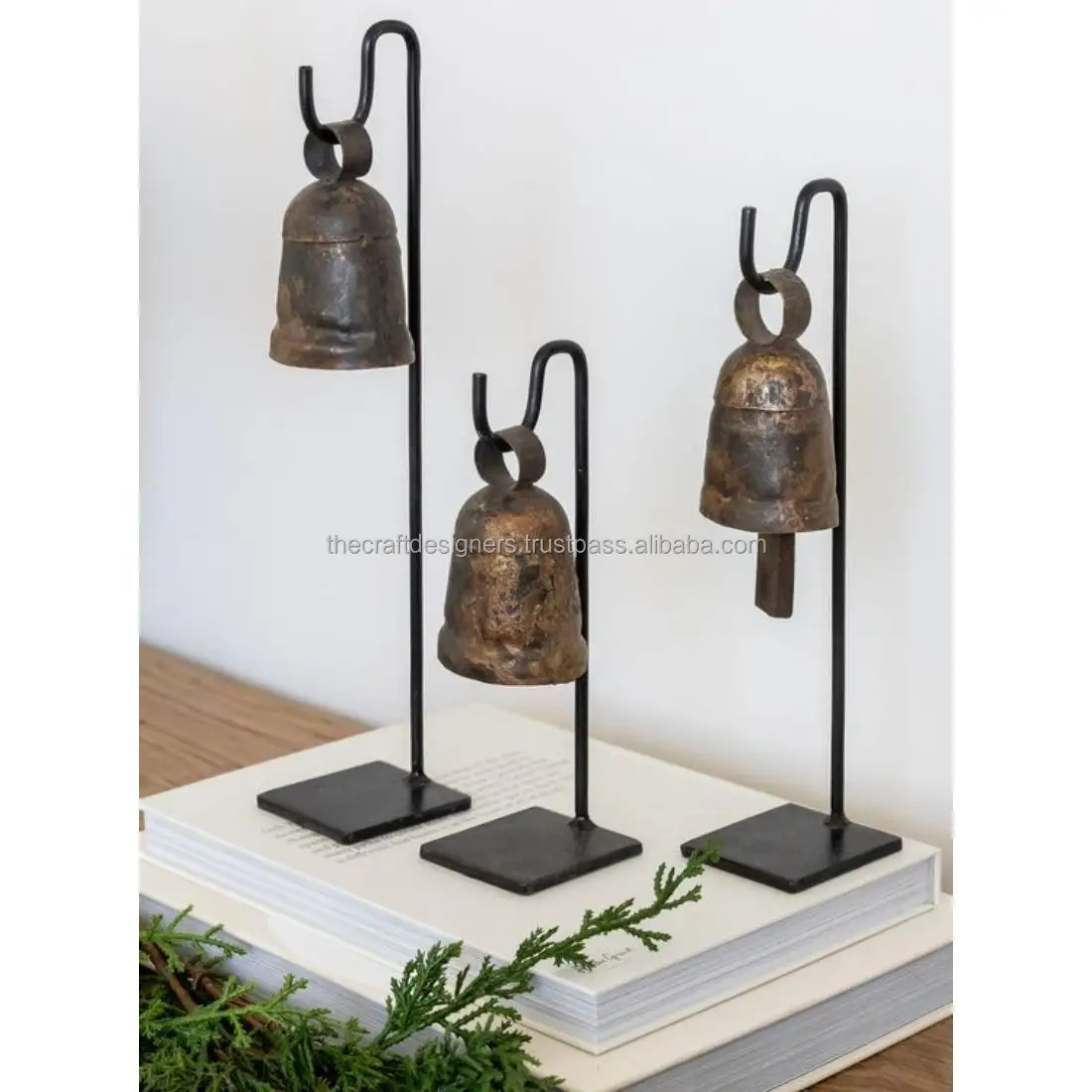 Home Office Decorative Vintage Bells Metal Bells With Holder For Christmas Decoration Hot Selling Christmas accents & Object