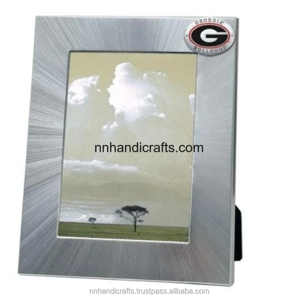 custom rustic Steel Metal Goldwen Antique Color Pink Rectangular Embossed Collage Frames Table Frames Photo Frame For Boys & Gir