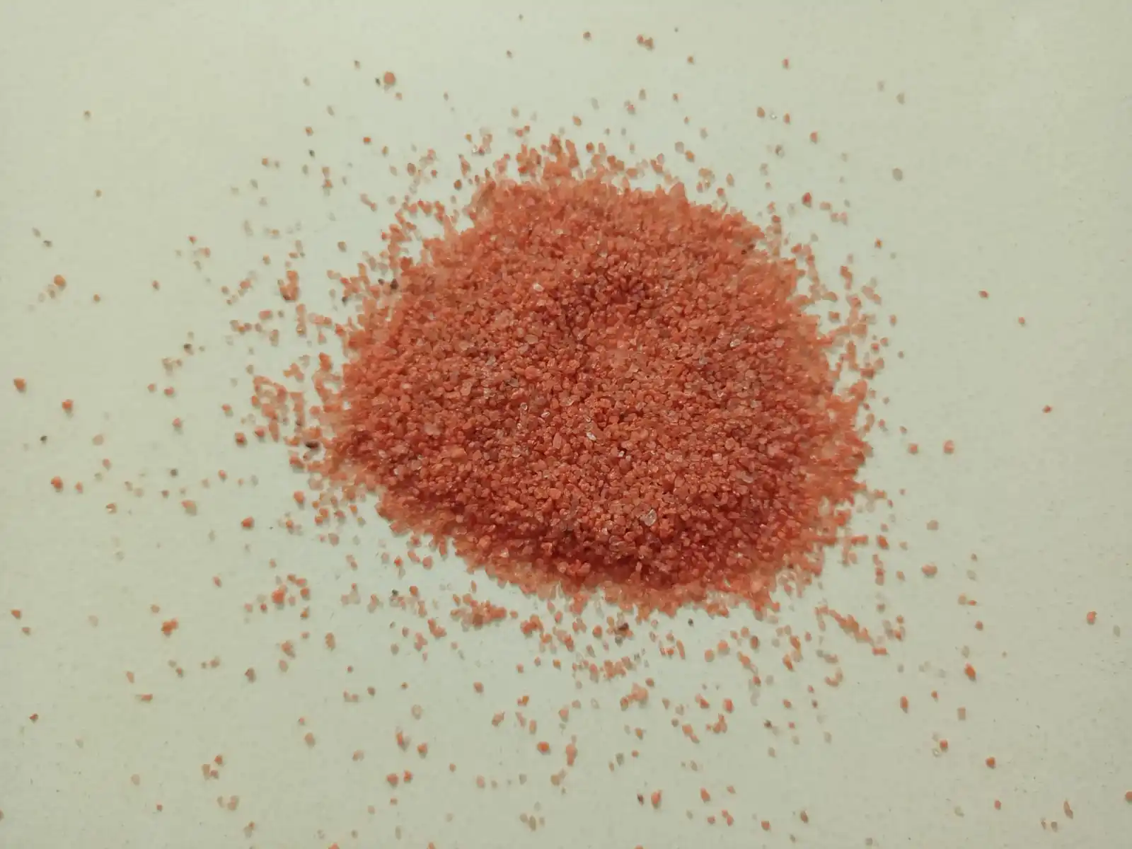 Diffrent color and different size silica quartz and marble coated sand with multicolor mixed granular sand price per ton