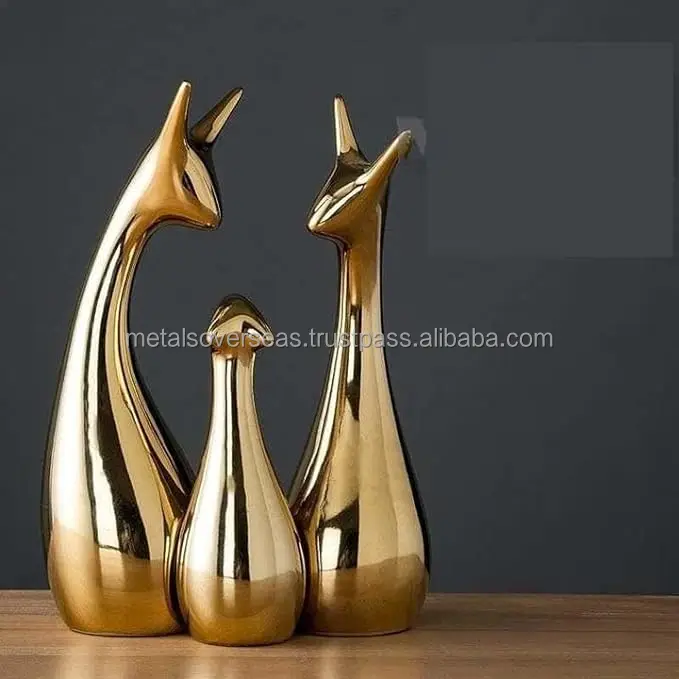 Домашний декор статуя счастливого оленя семейная рояль керамические фигуры Современное украшение дома семья из трех керамических золотых оленей набор 3 предметов