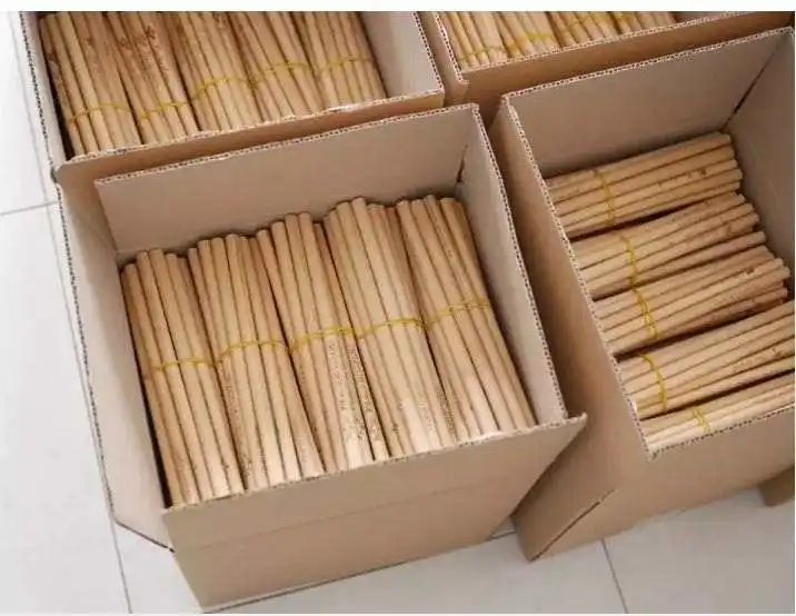 Dry bamboo furniture feels close to nature/ Ms. Thao