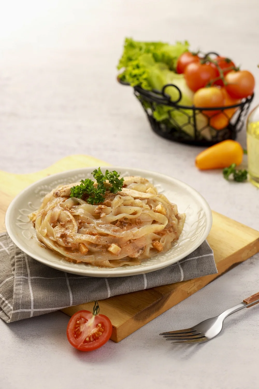 High Quality Konjac Noodles with Chicken & Mushroom Sauce Easy to Use Instant Food Best Price Pouch Bag Packaging