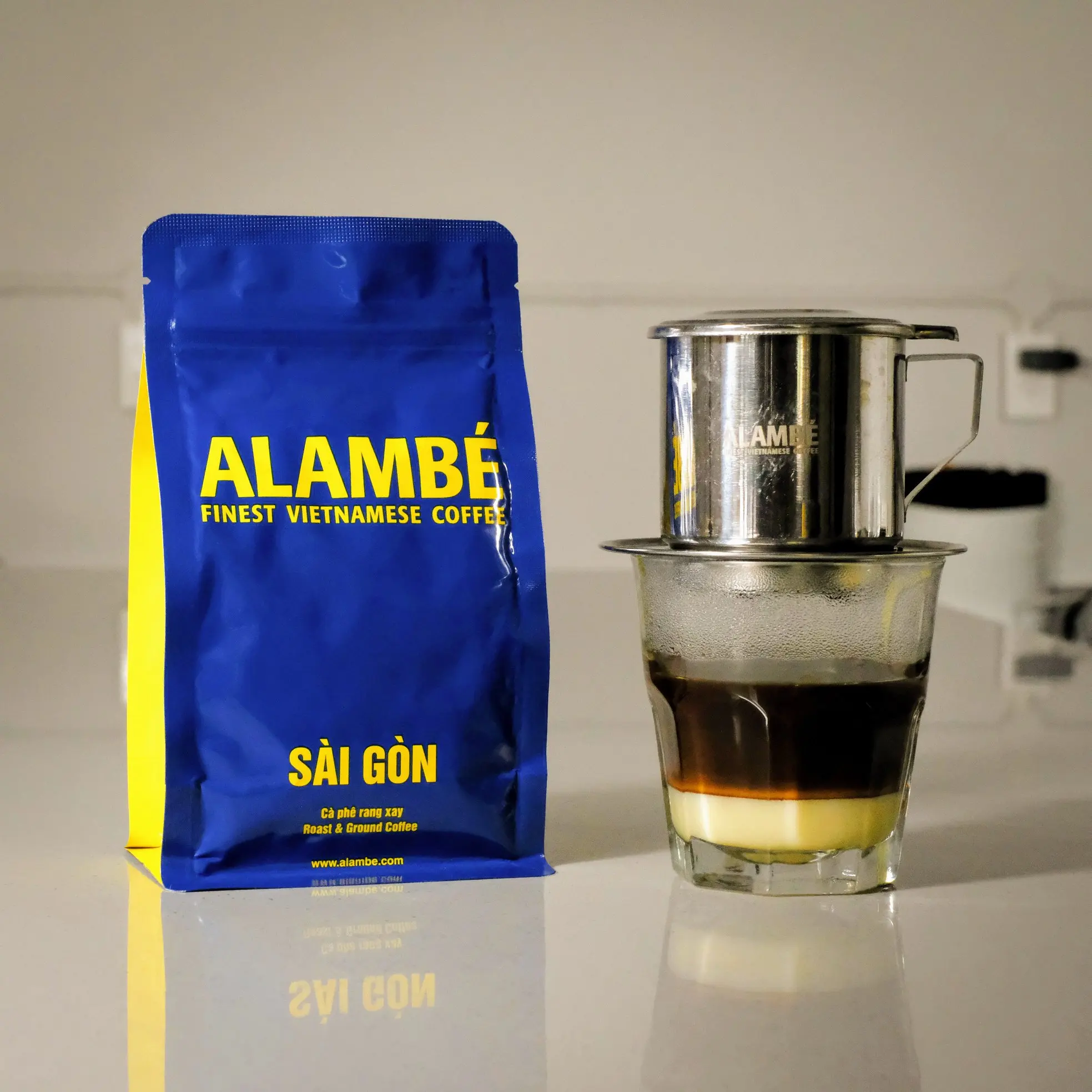 Cheap Price Alambe Sai Gon Whole Bean Coffee 230g Morning Drink French Roasted Pure Arabica & Robusta For Vietnamese Coffee Phin