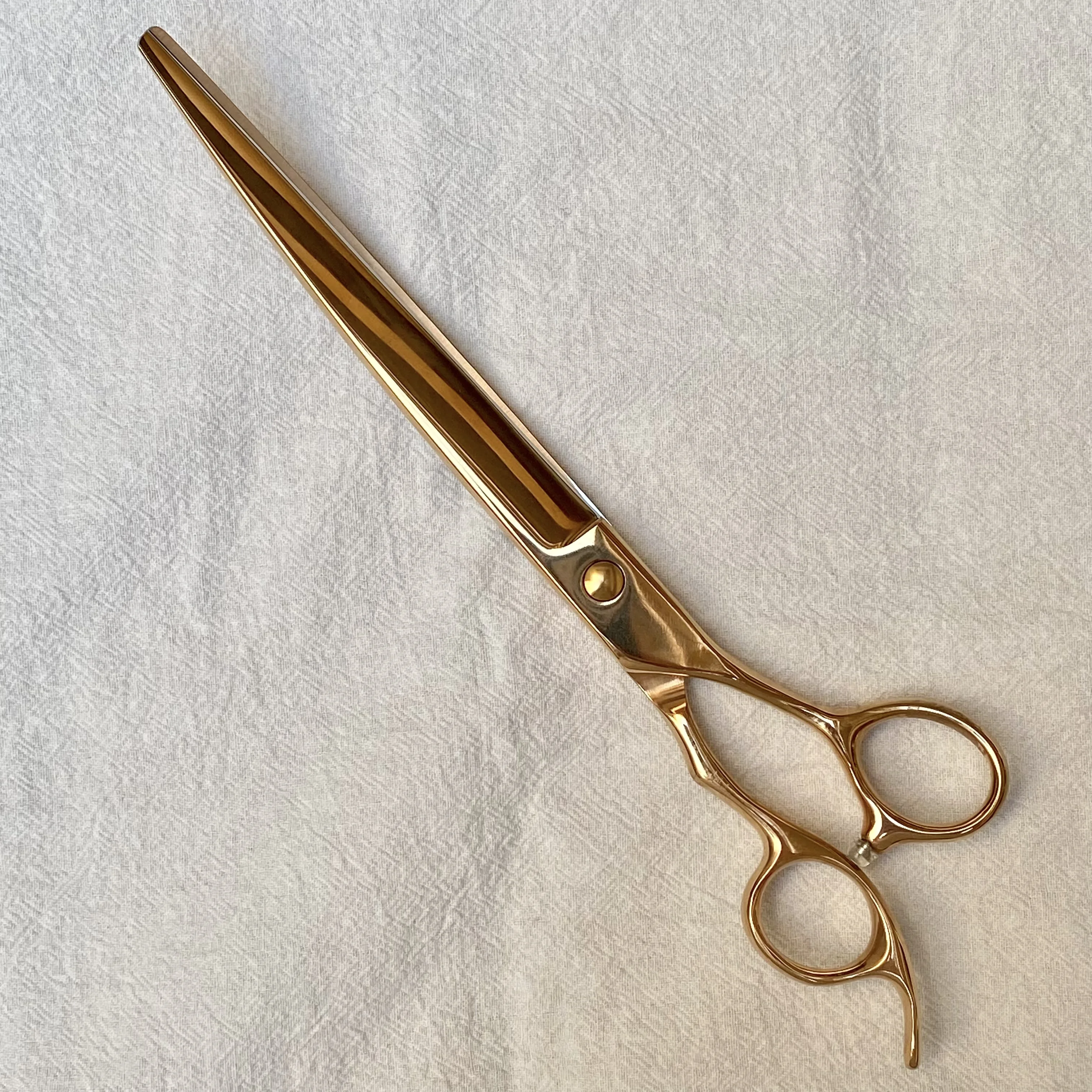 Top Selling 8 Inch Right Hand Rose Blond Offset Pet Hair Cutting Curved Scissors Dog supplies