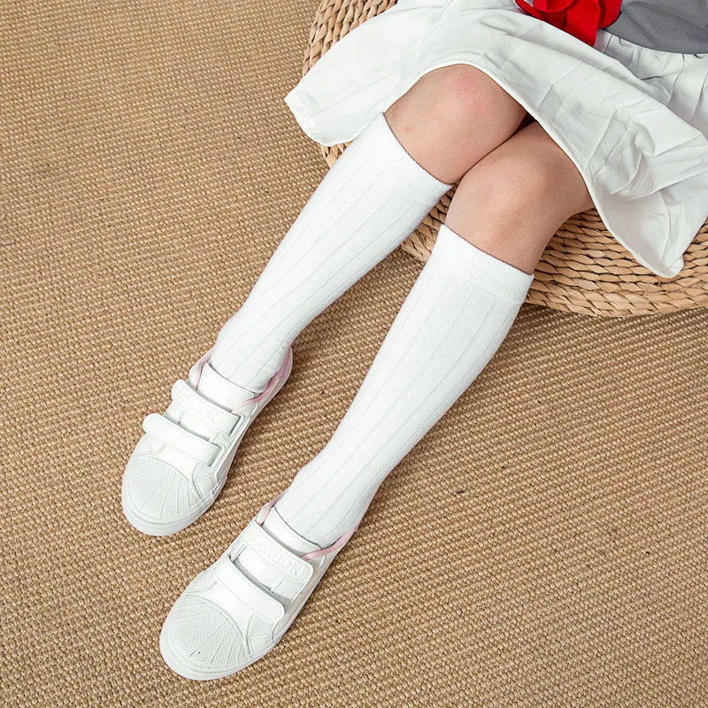 Wholesale Korean Fashion White Color Knee High School Students Socks Cotton Knitted Dance Solid Color Kids Long Socks