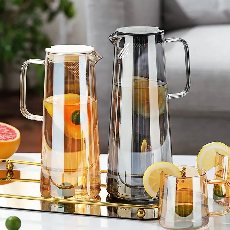 Nordic-Style Borosilicate Glass Iced Tea Lemonade Beverage Jug Set Pitcher with Lids Handle and Mug for Drinking Water