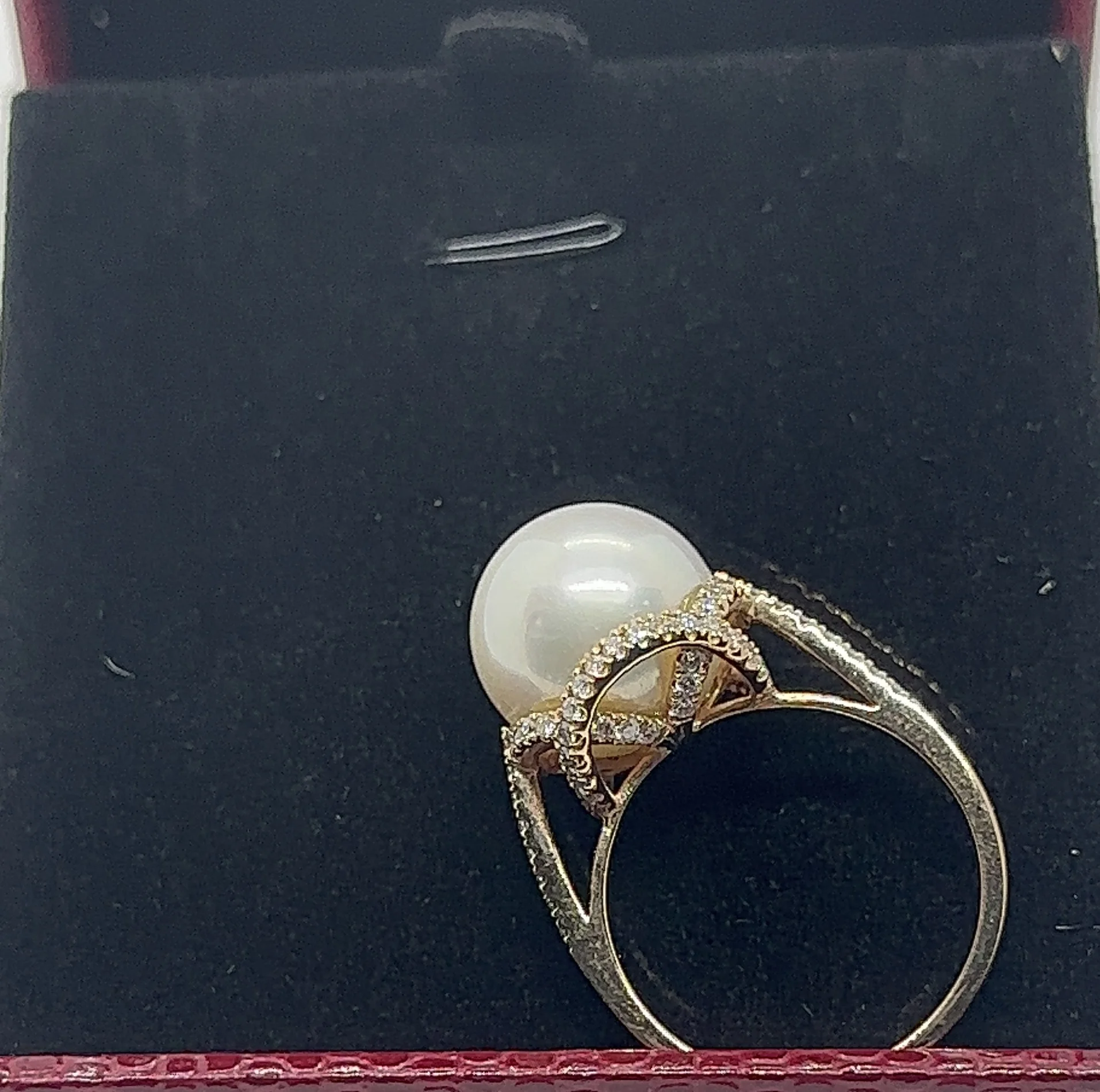 18K real gold Stylish lines diamond and pearl ring